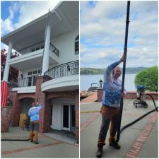 Gutter Cleaning on 194th Ave in Issaquah, WA